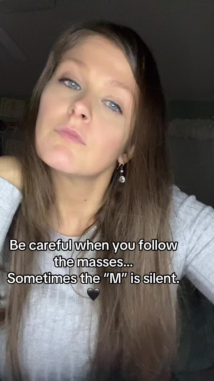 @AmberNicole03