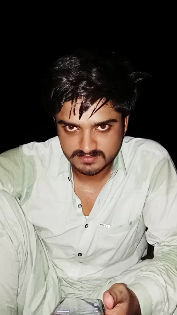 @عبدﷲ ٹھیکیدار