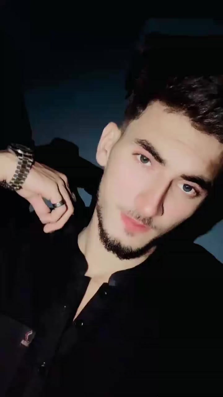 @Alvi❤😍