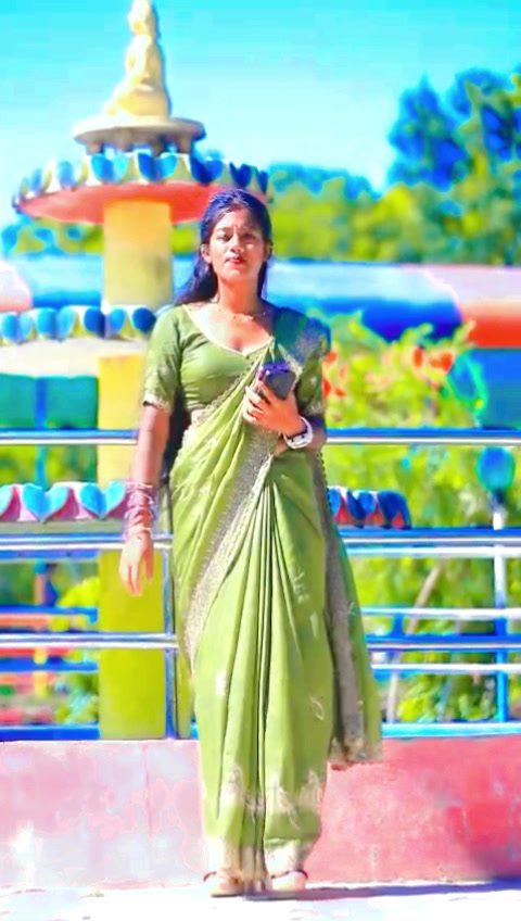 @👑राजकुमारी ࿐Q U E E N &lsquo; 👑🤩