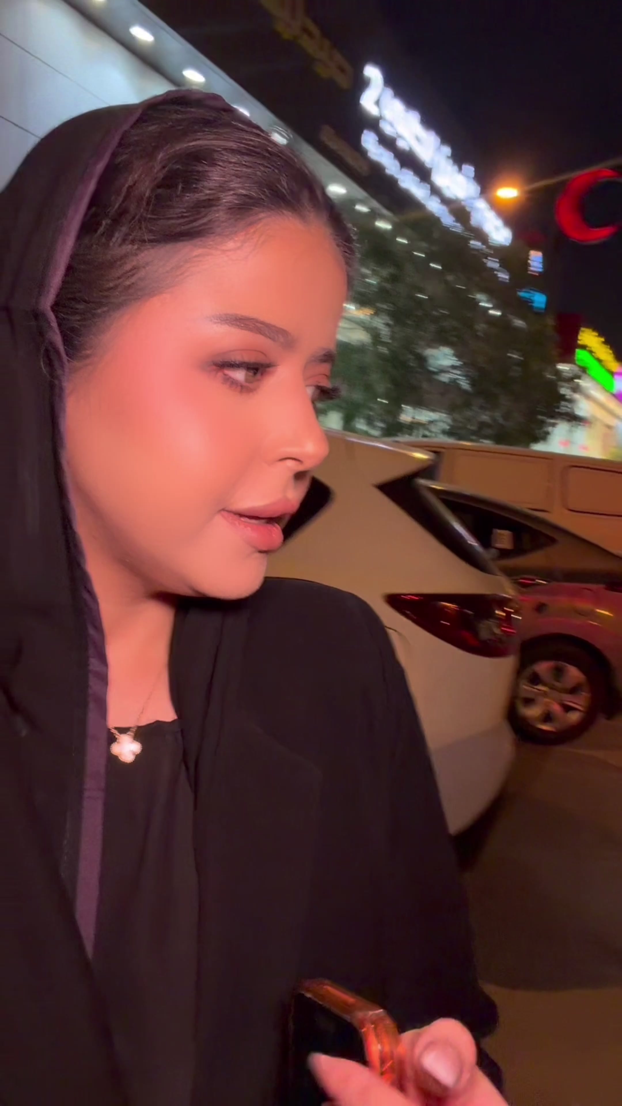 @نورة اللي ماعندها خوات 🙋🏻&zwj;♀️
