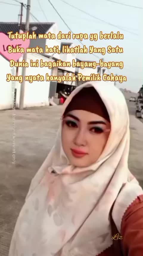@Liztya_Liz 010