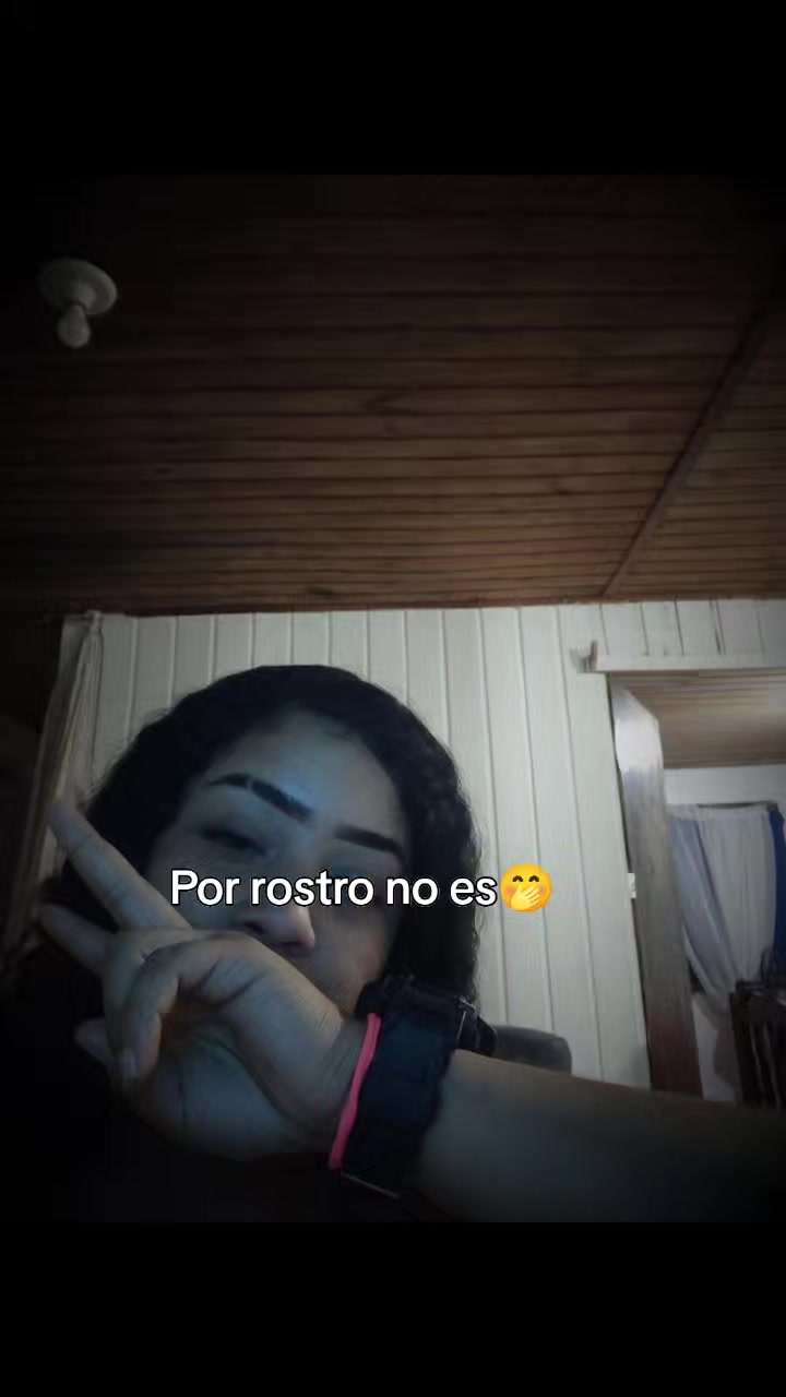@tú nenas chiquita ☘️