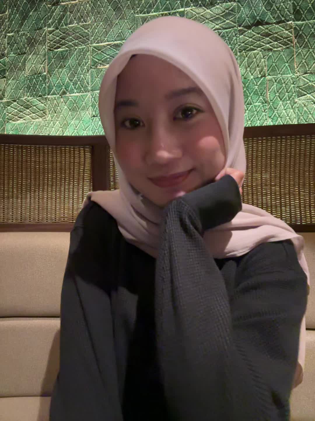 @dhira