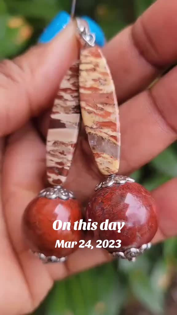 @handmadejewelofmine
