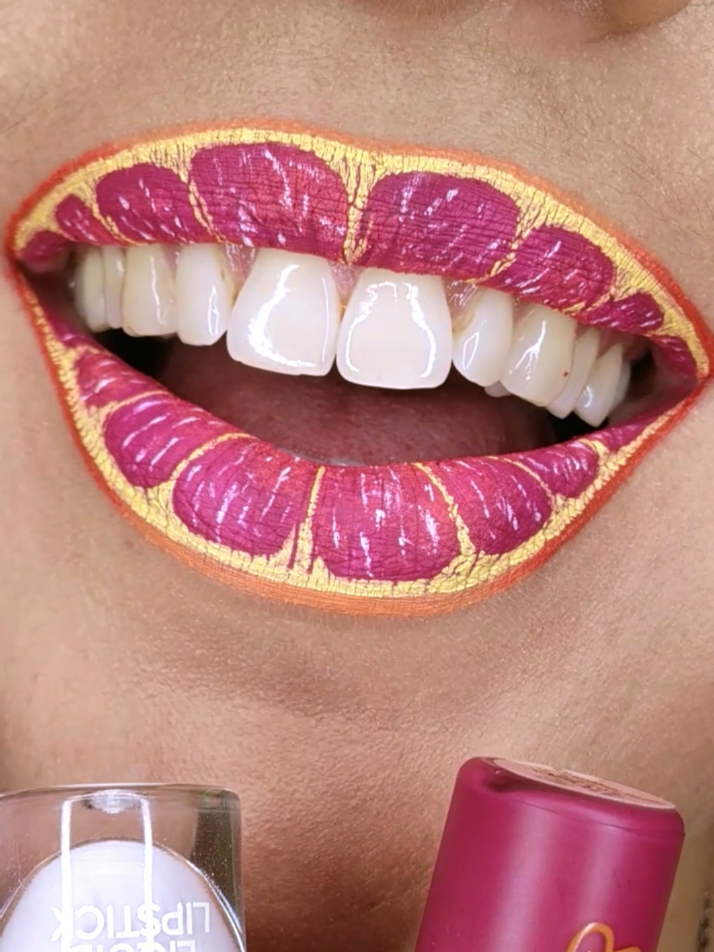 @TheMirrorBeauty lip art 💋🌈💄