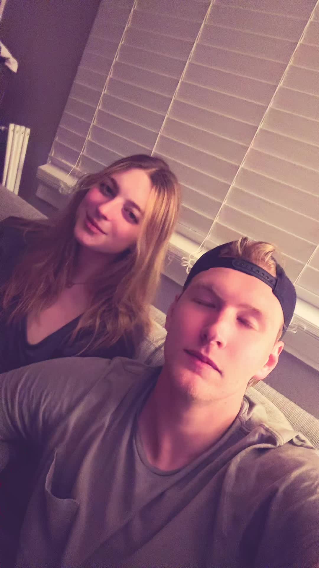 @ZoeAva