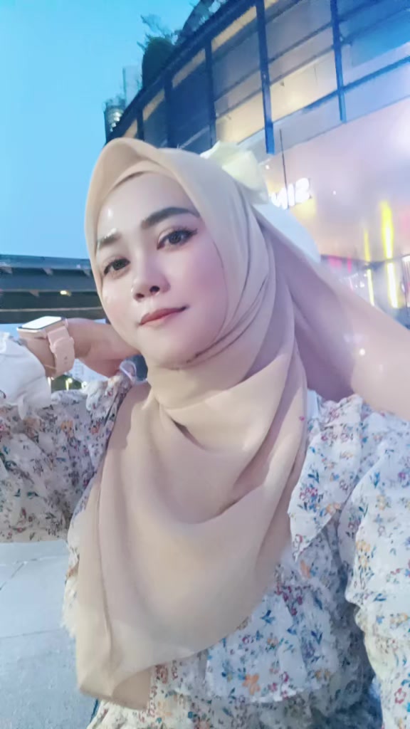 @Q̳U̳E̳E̳N̳🎀_ⓁⒶⓂⓅⓊⓃⒼ🍂✿્͜͡🦋.⋆