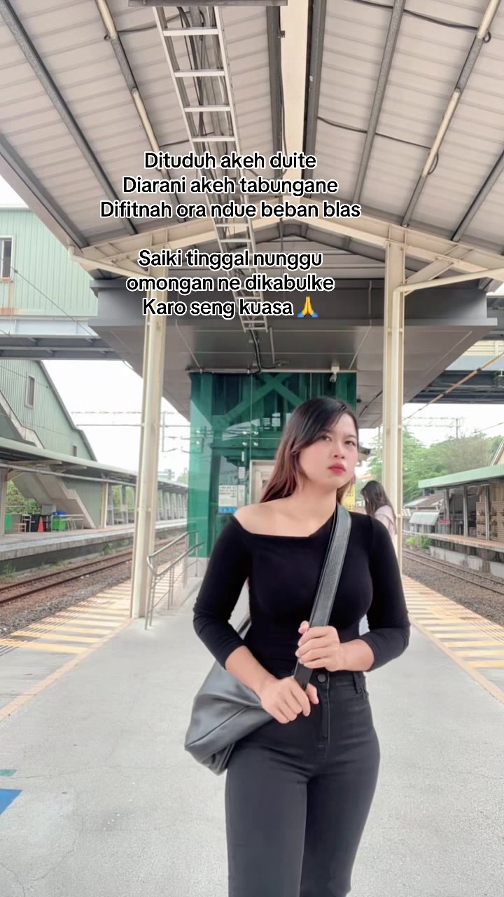 @V-!!aa🧚👀👩&zwj;⚕️