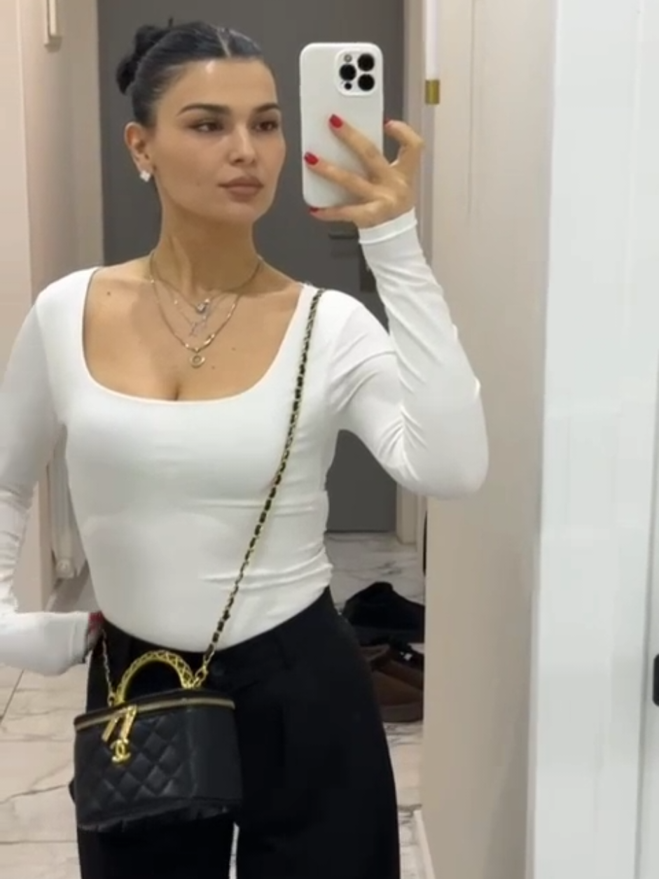 @🦥