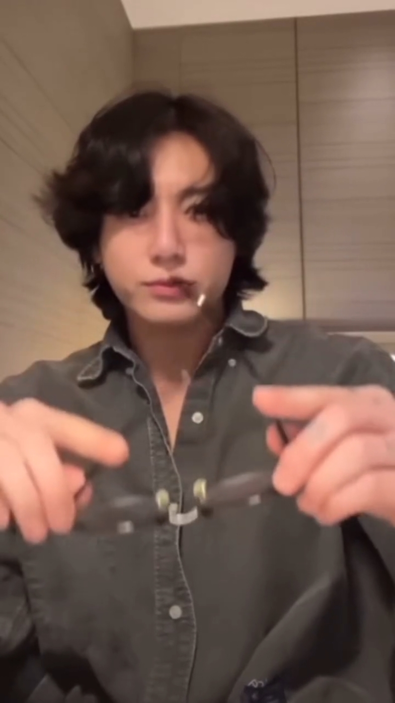 @yonjari⁷