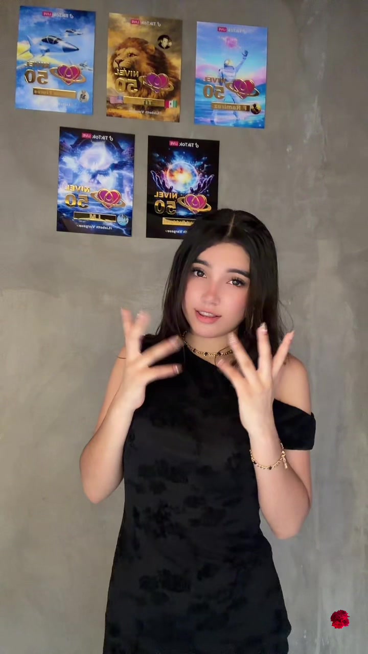 @🌷Liz Robert Rodríguez 🤍✨