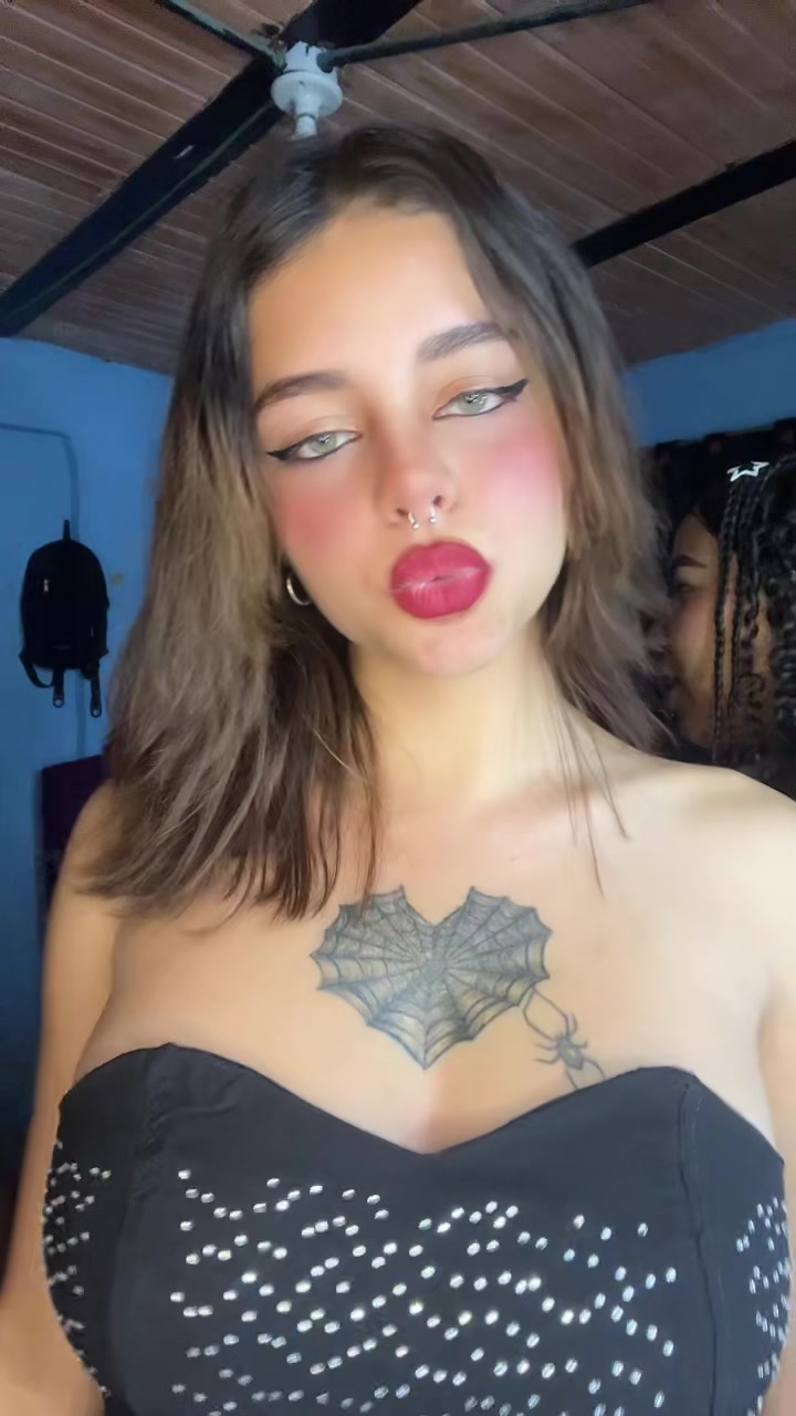 @karelyscastro4