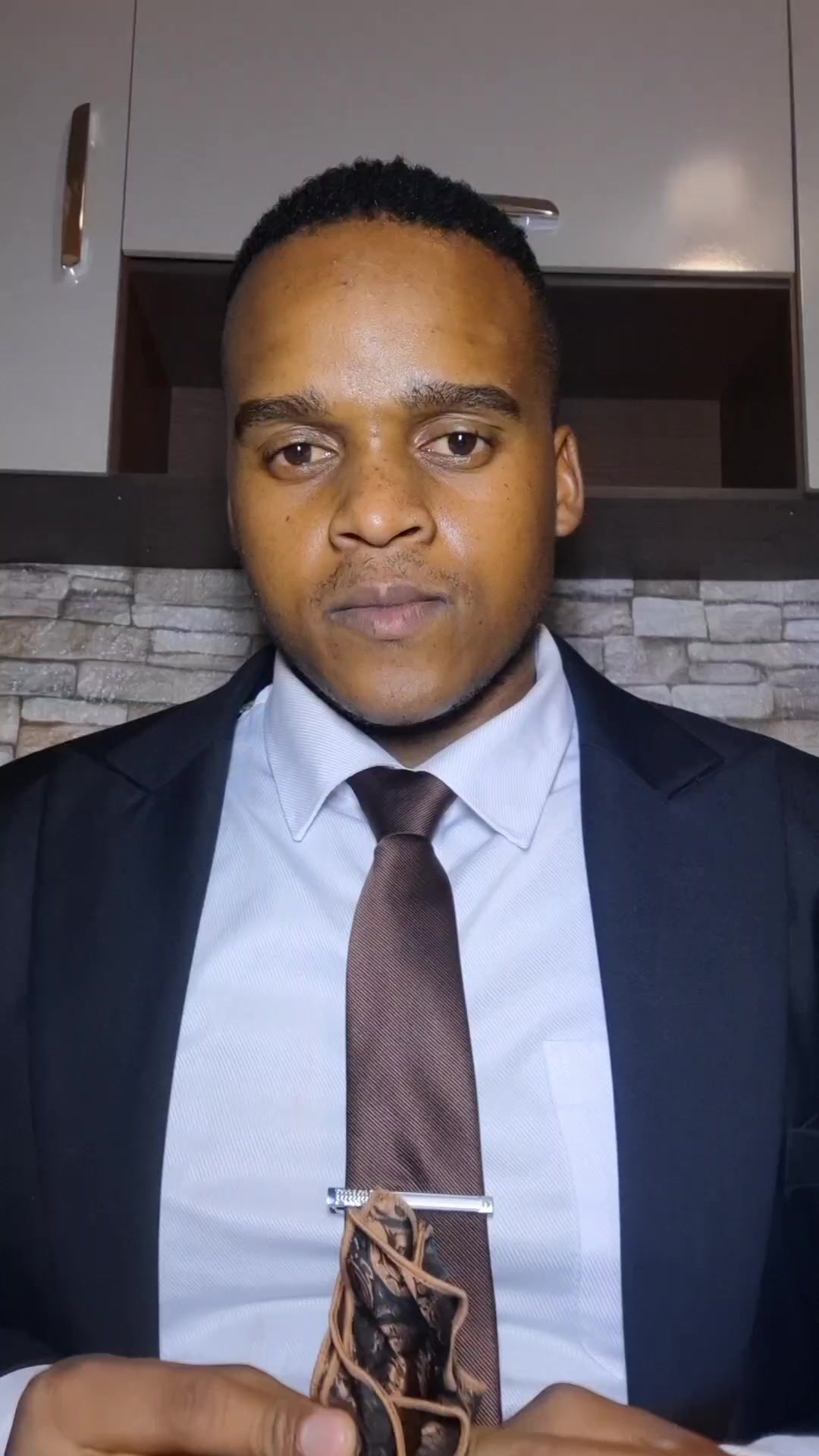 @ISAAC KATLEGO SEKWATI TUTOR