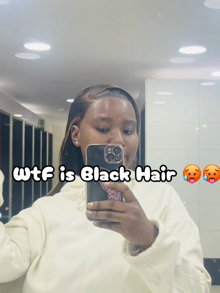 @Nomhlekhabo06