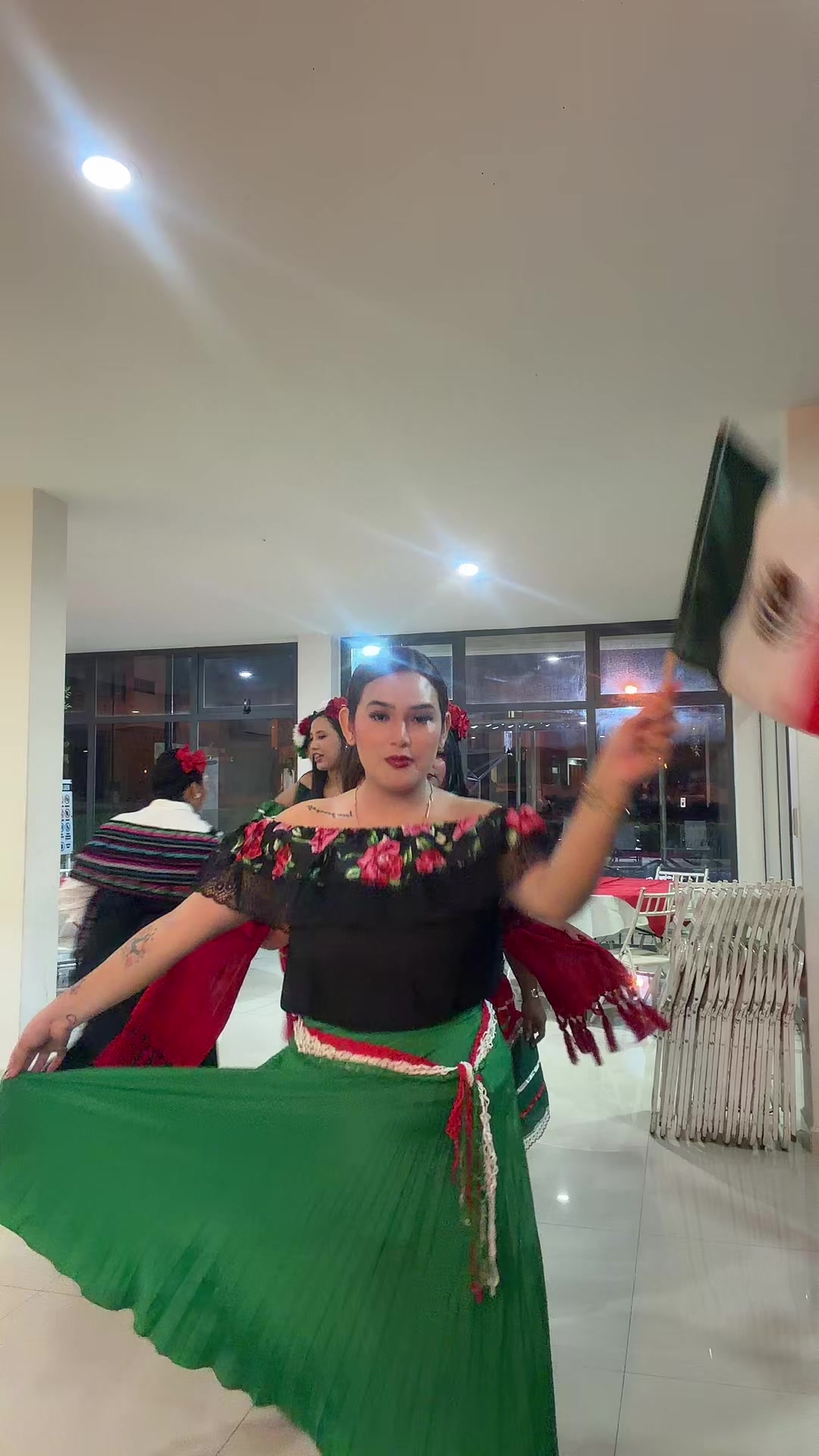 @keniaacamachoo