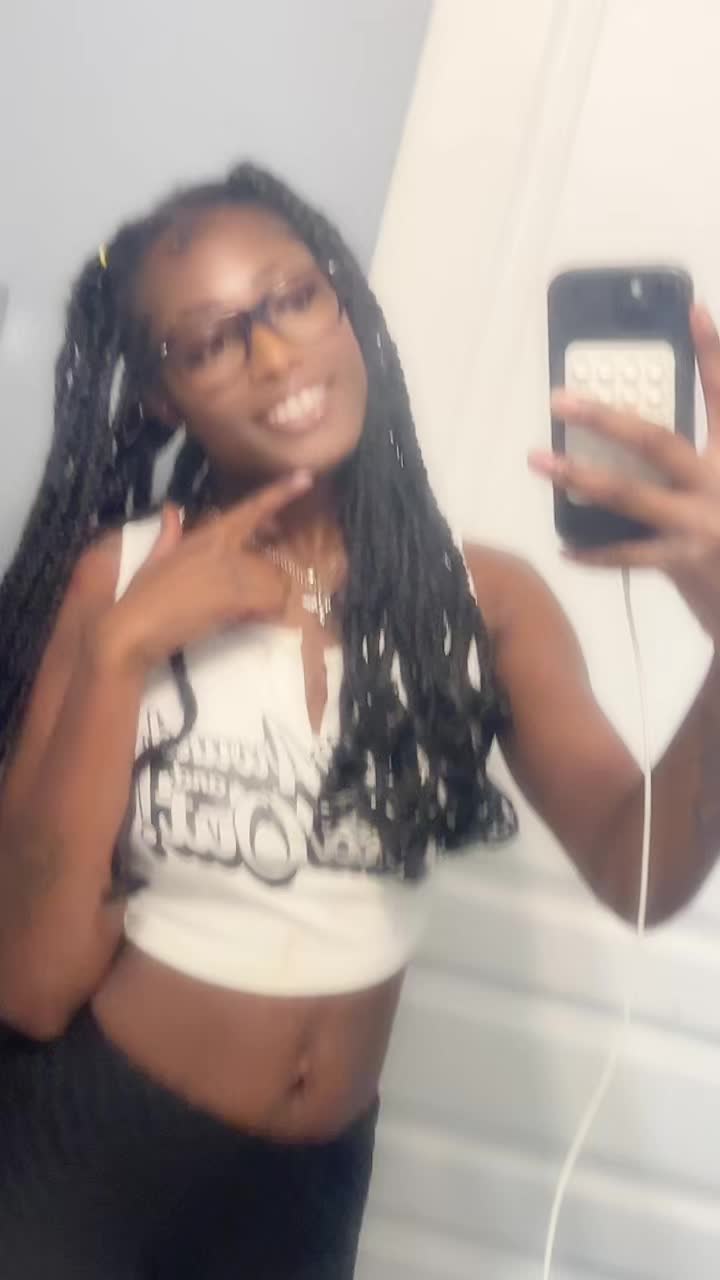 @Nayabaya👅
