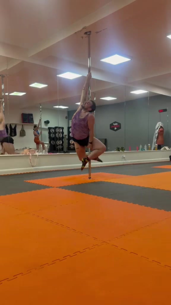 @TheEalingPoleStudio
