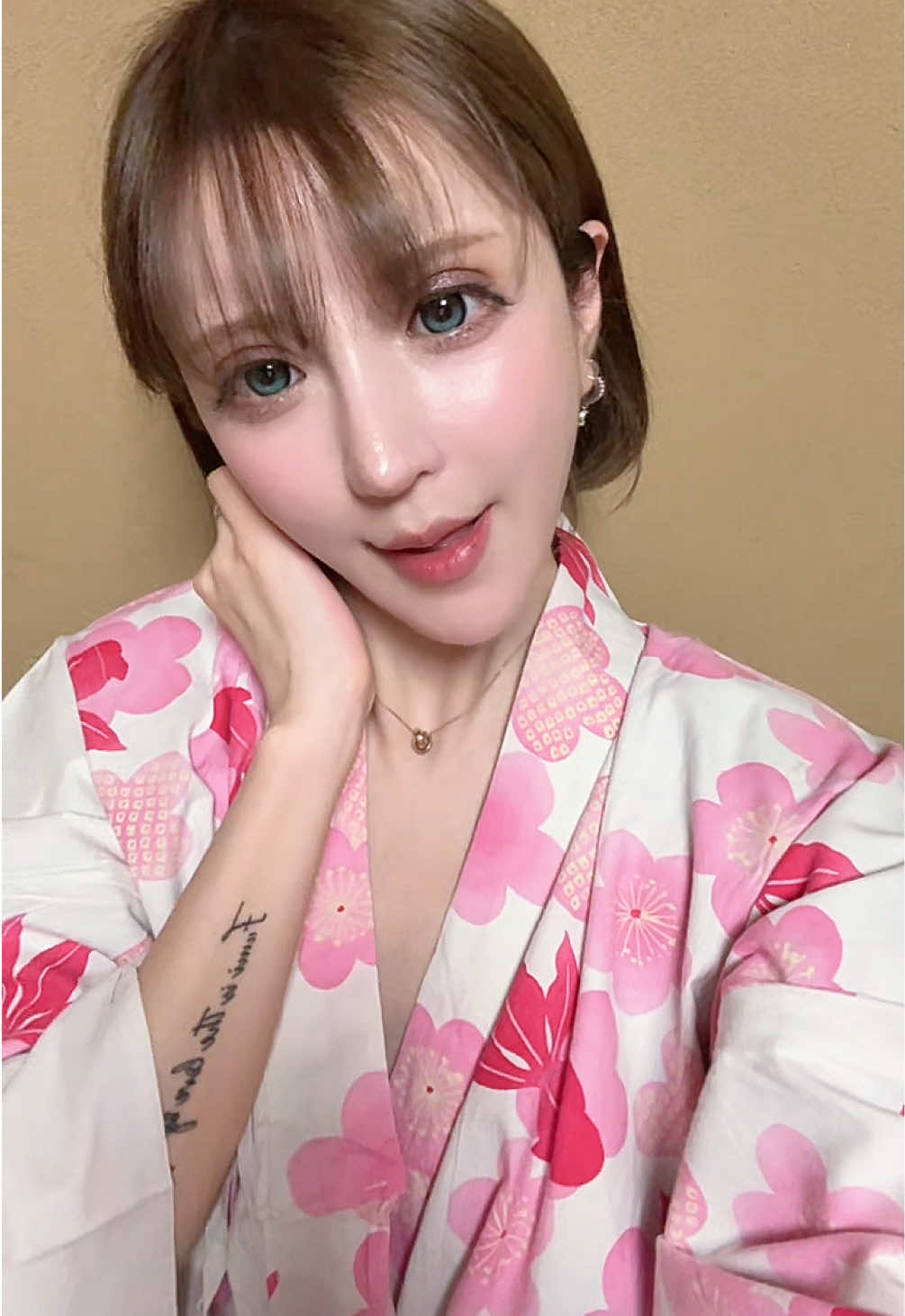 @真美