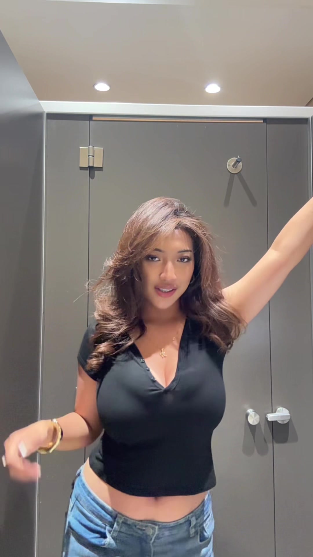 @Bundaratu