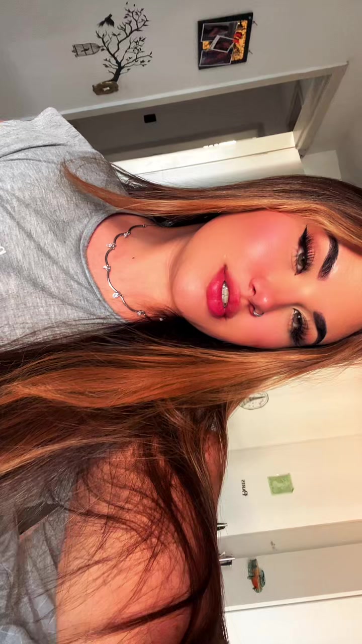 @Lorena flames🔥