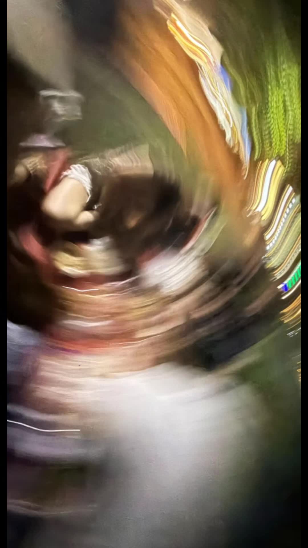 @ᕦ(ò_óˇ)ᕤ♚♰🎧 𝕭.𝕲 🔊♰♔(◣_◢)