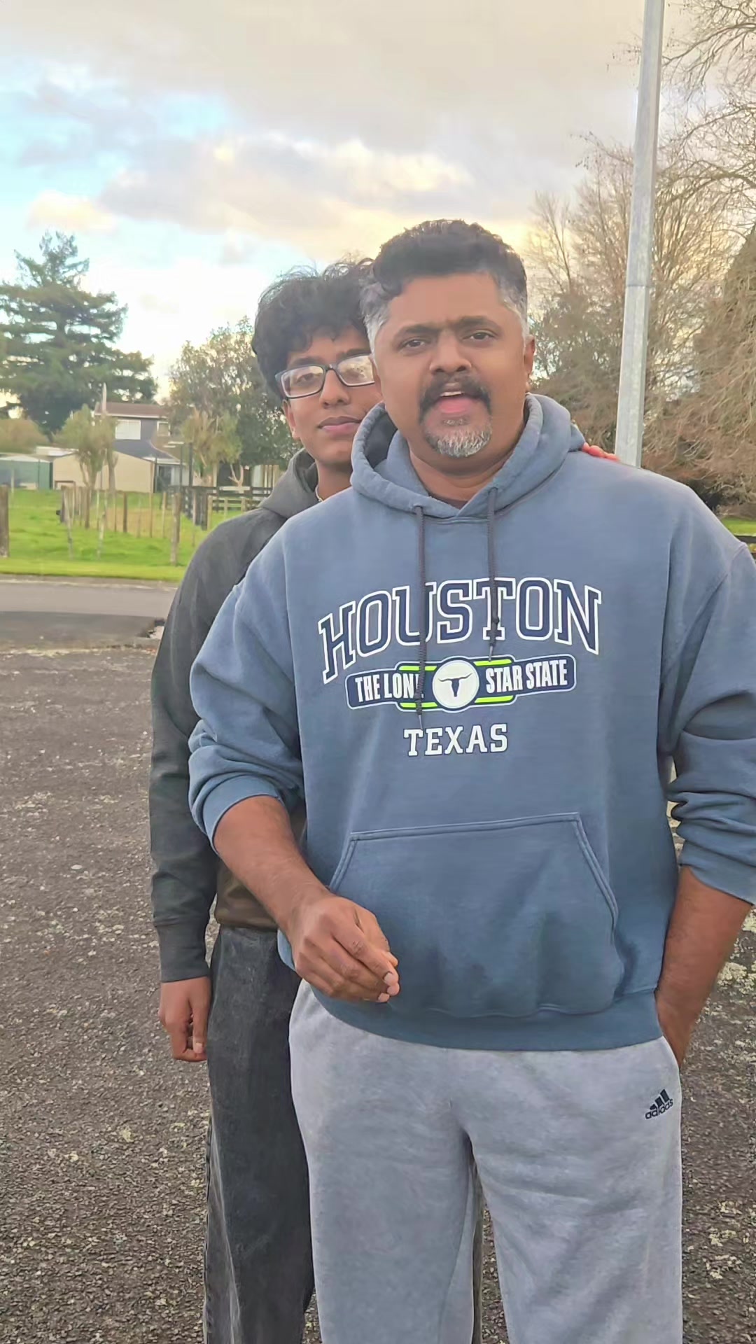 @DennyJohn🥰Bro-Daddy 🥰