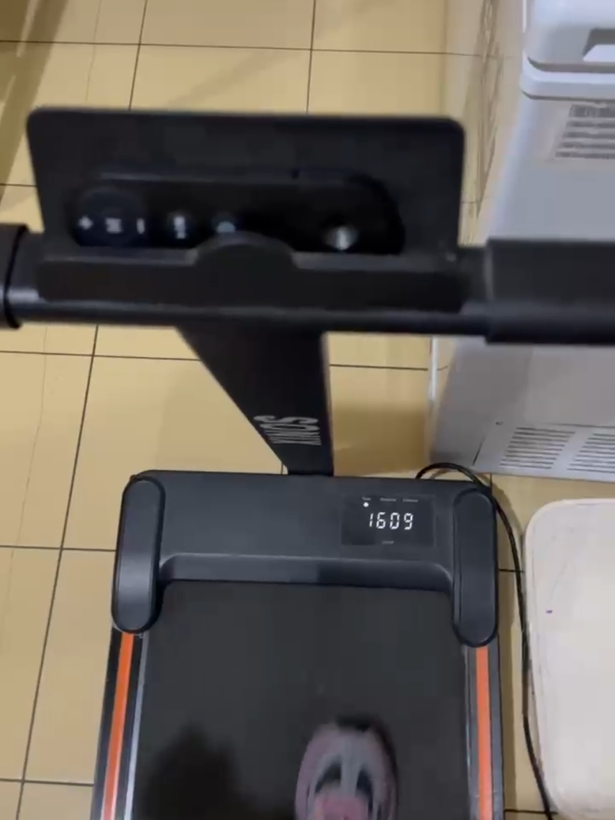 @๐ฅ๐๐ฆ๐ฃ๐ฆ๐ค_โโ