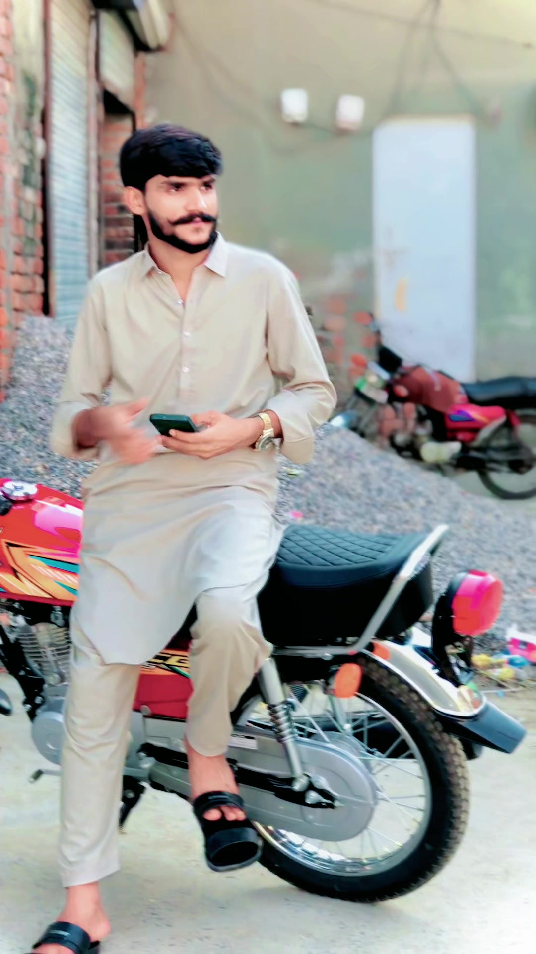 @🦁 it's... کمانڈو 🚨🚔