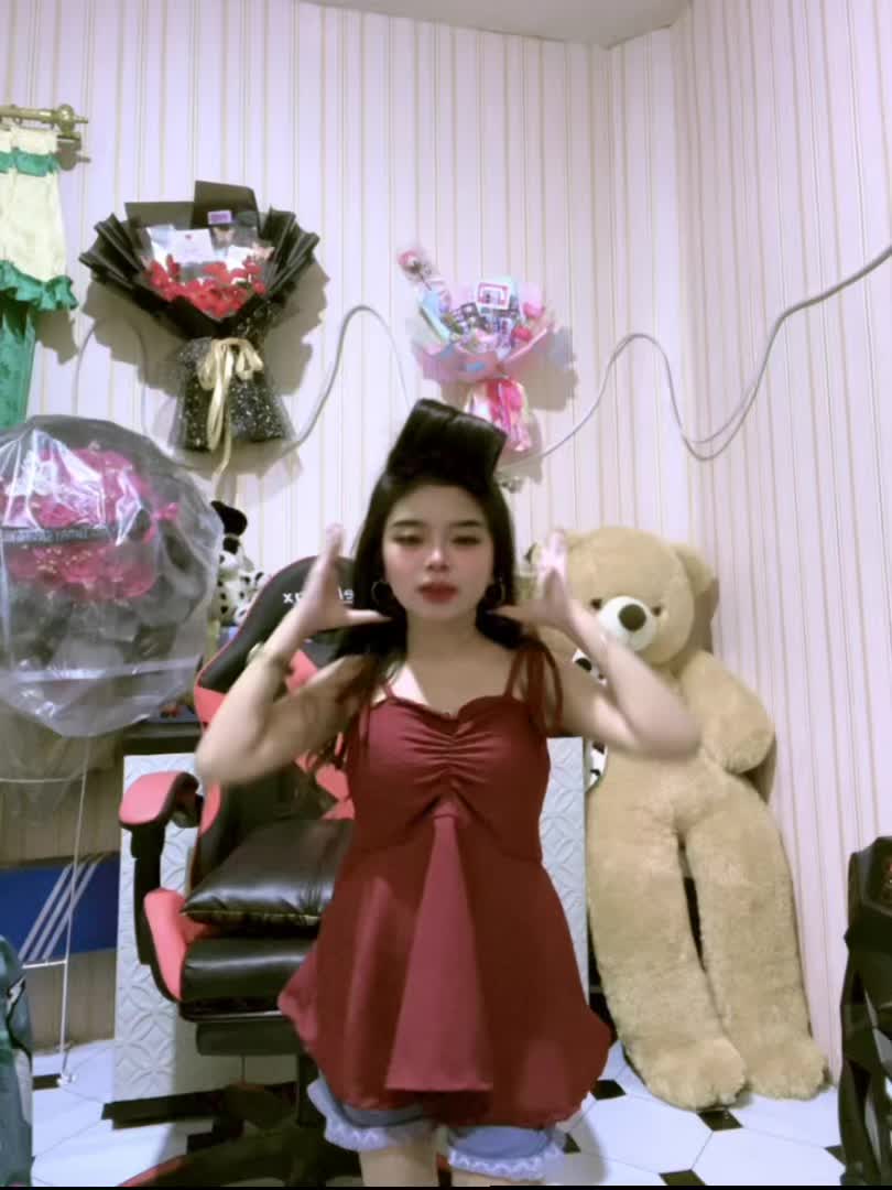 @Moniccc26__