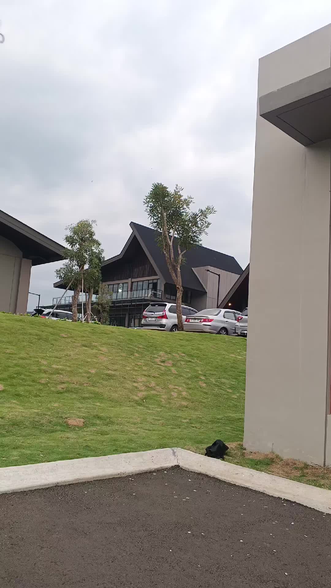 @Ujang Sukardi