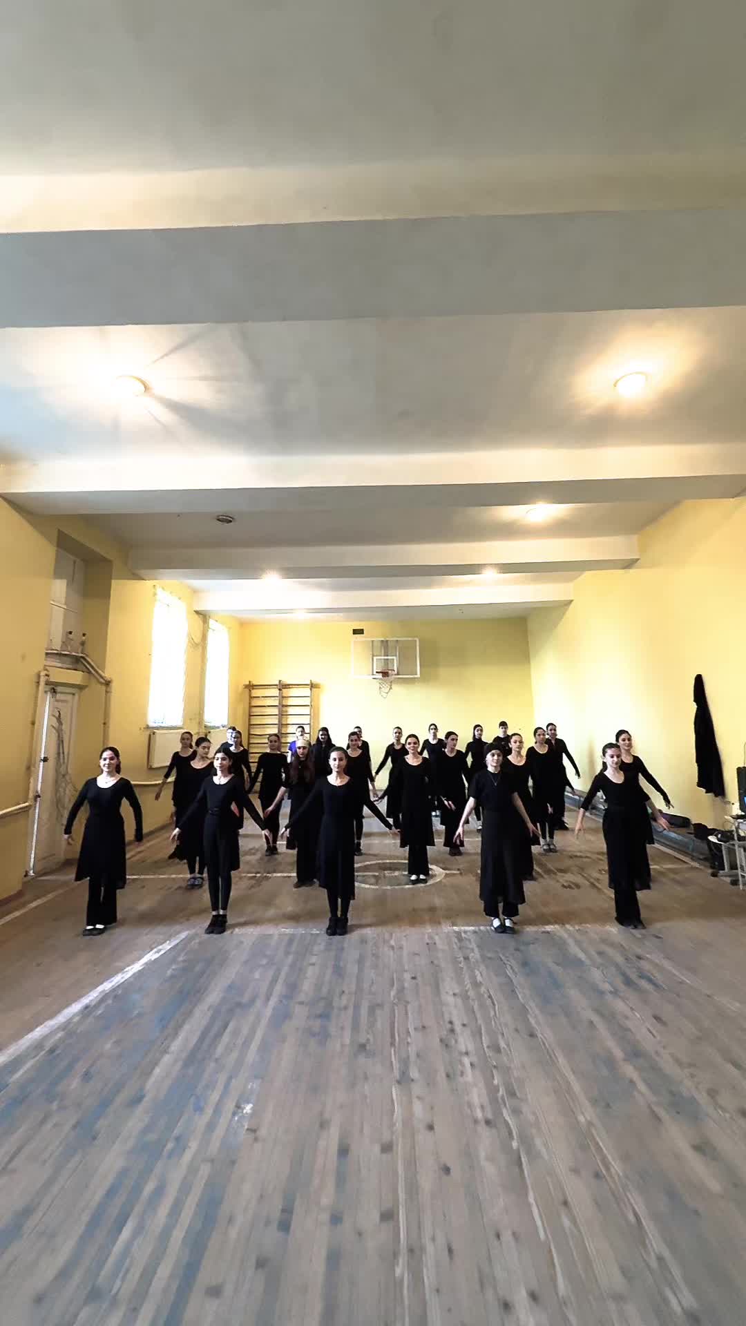 @ქორეოგრაფიული ანსამბლი ლამპარი