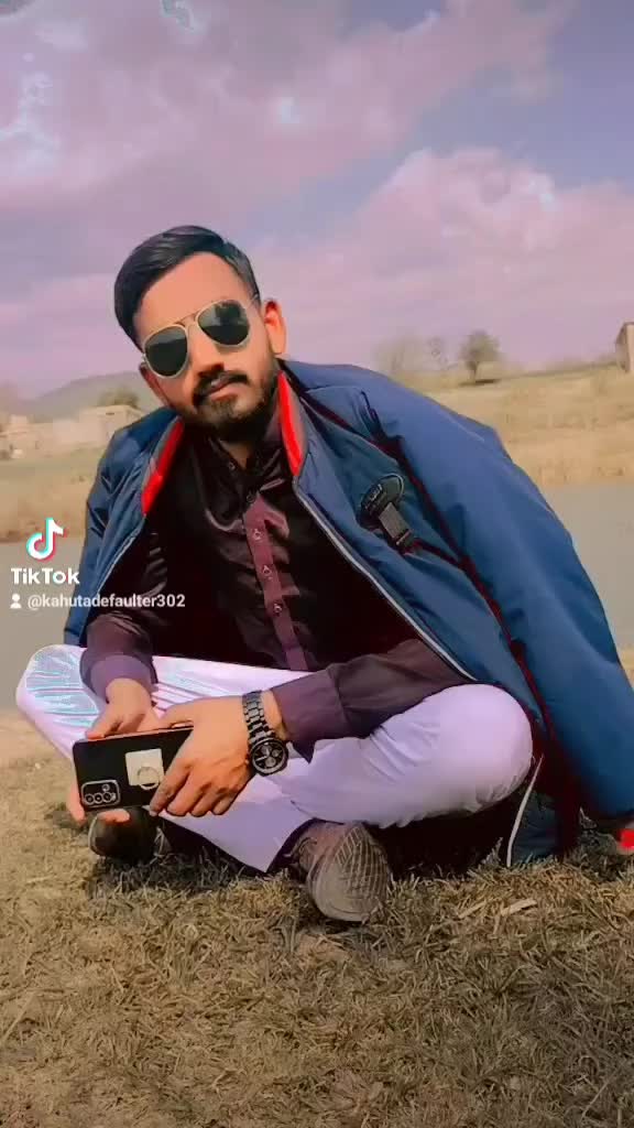@𝘿𝙚𝙛𝙖𝙪𝙡𝙩𝙚𝐫_𝟑𝟎𝟐✌😎