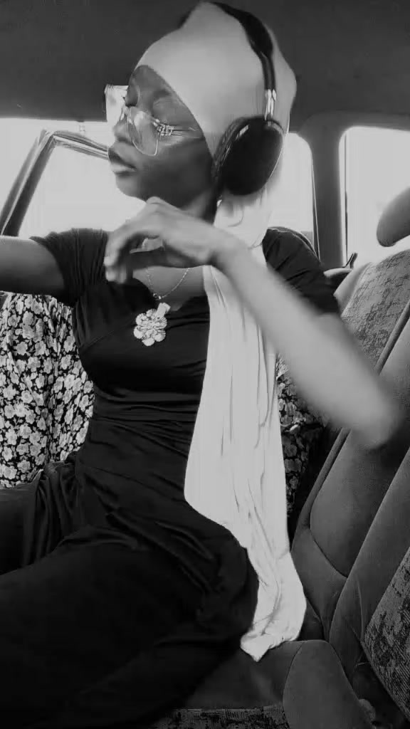 @mõmmys lãst bõrñ 💝