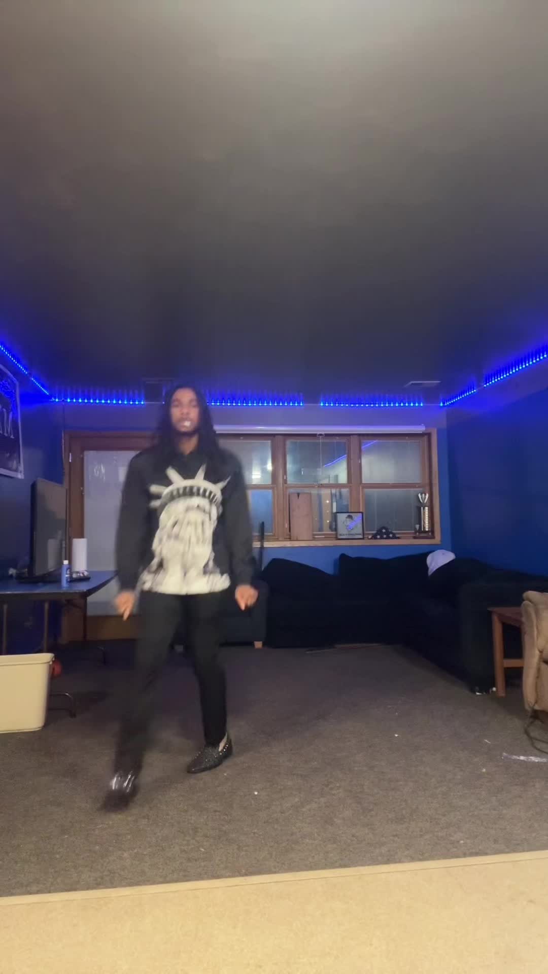 @Lee🫱🏾🫱🏾🫱🏾