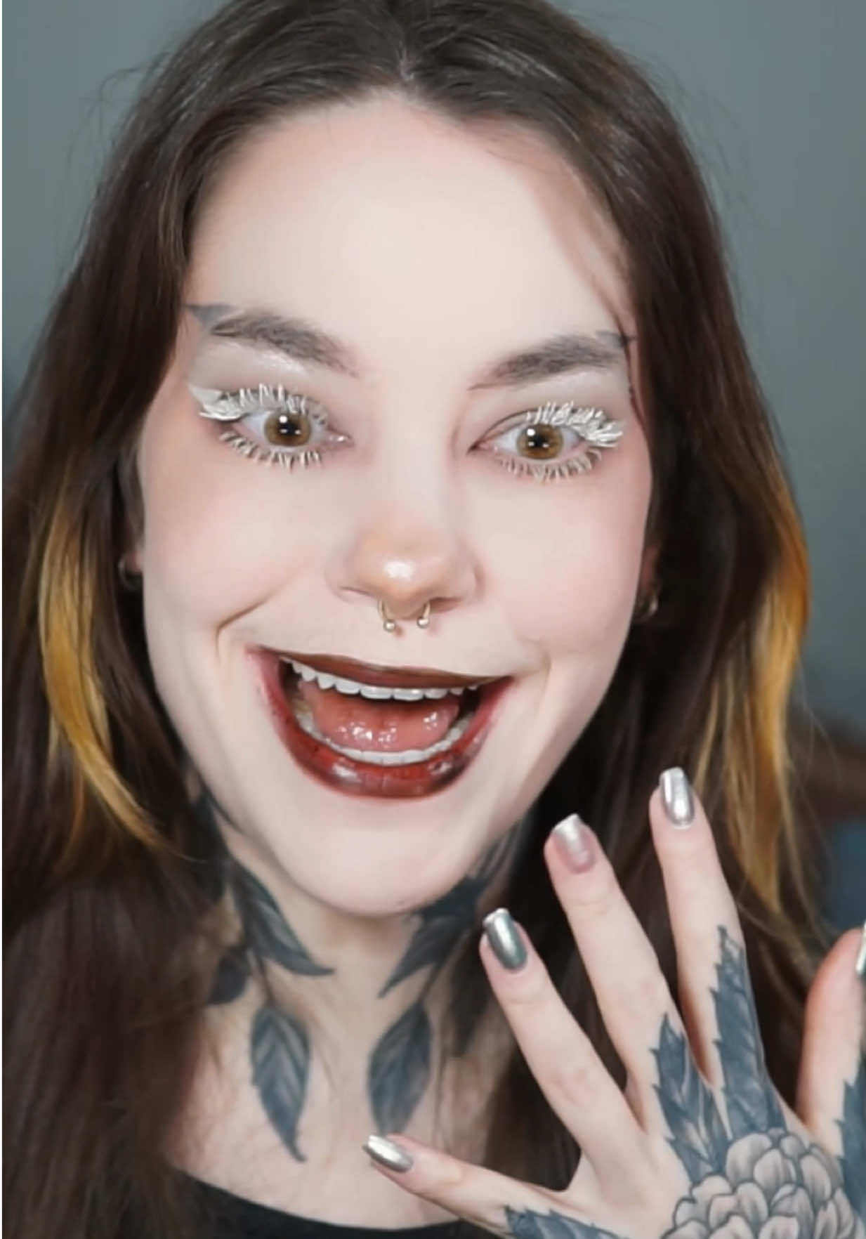 @CourtneyQuarantine
