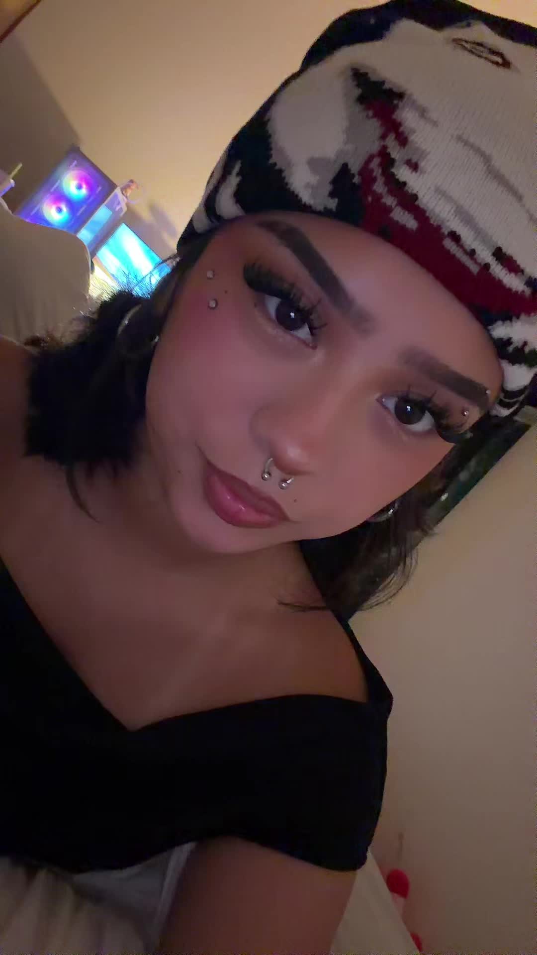@vi