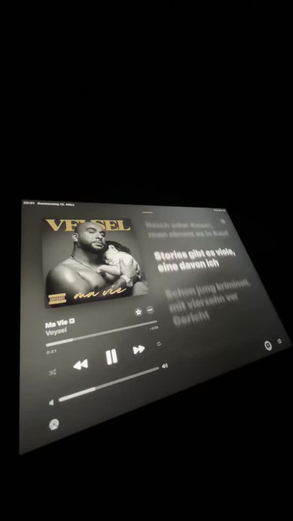 @Applemusik_Lyrics.