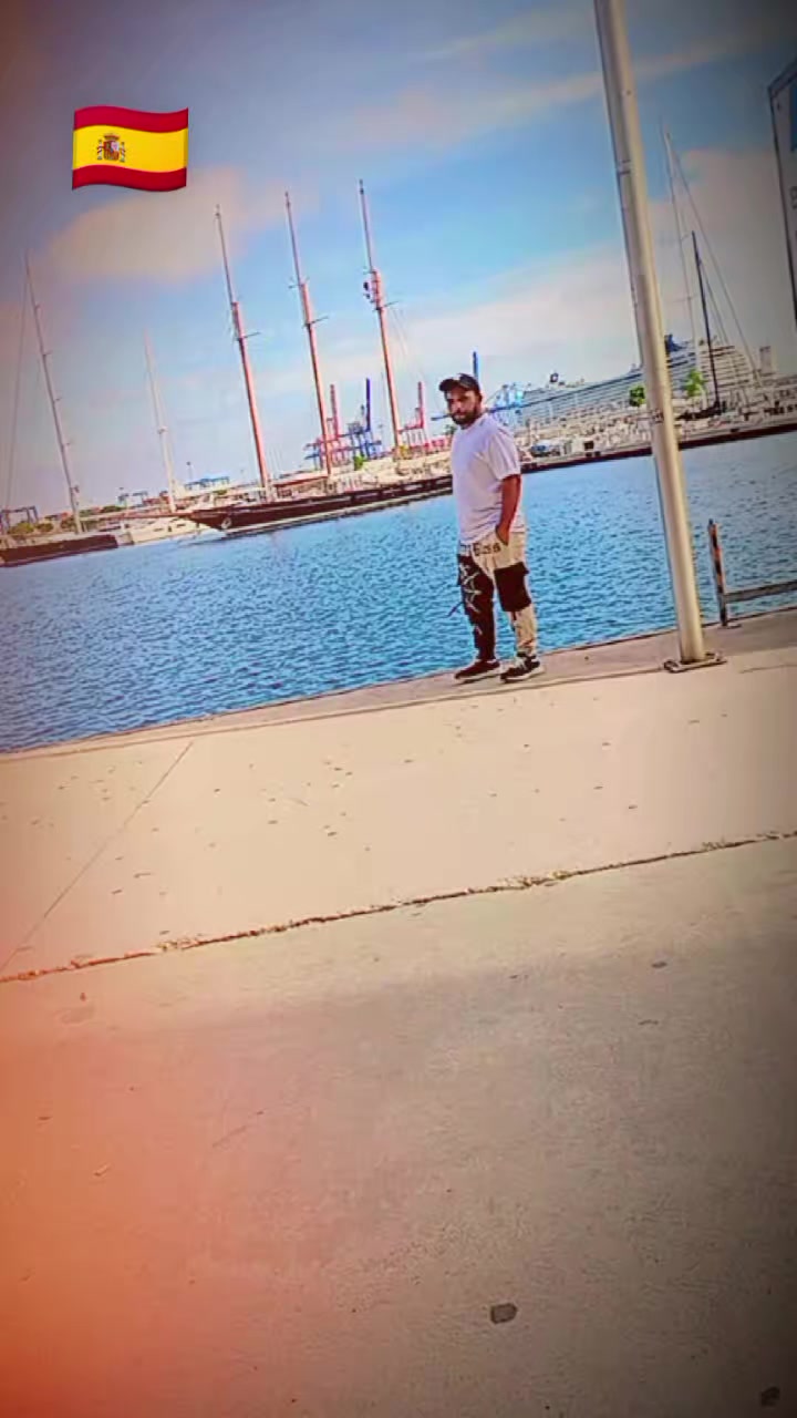 @Malik 722🇵🇰♥️🇪🇸