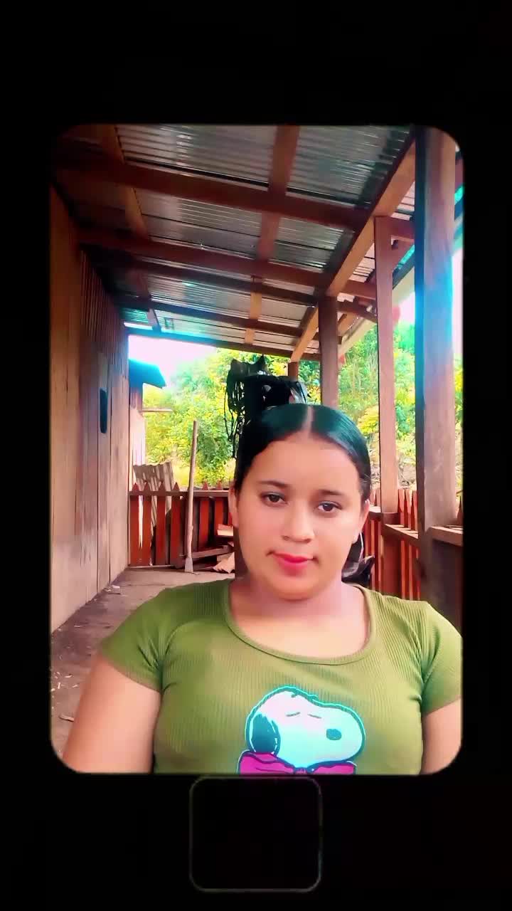 @María Lanza