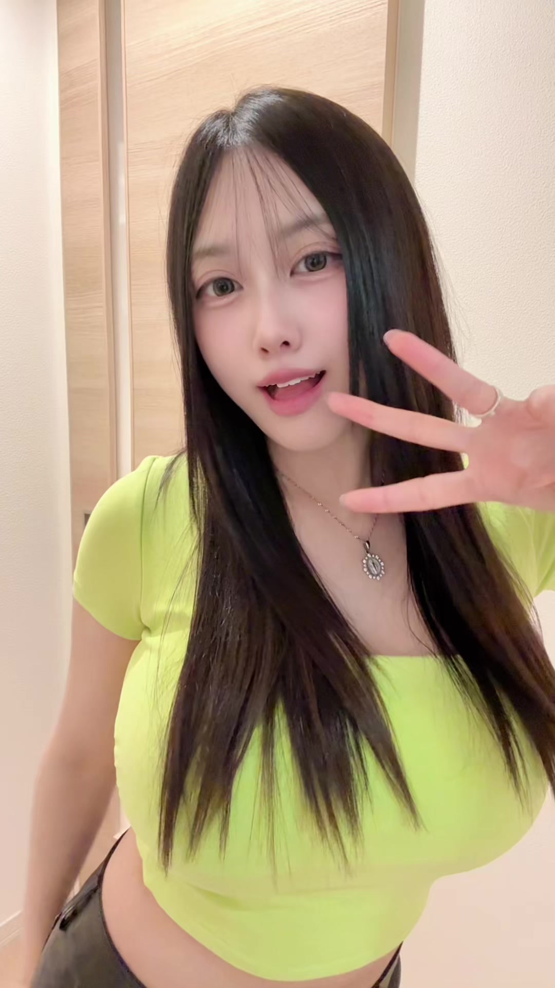 @yo