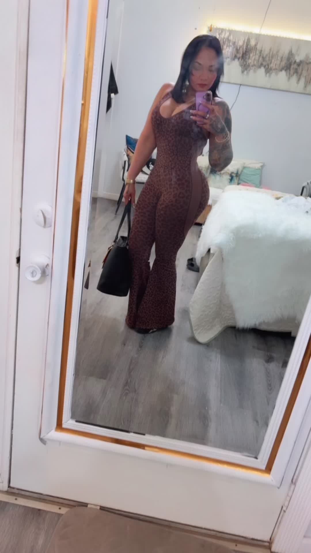 @Yii