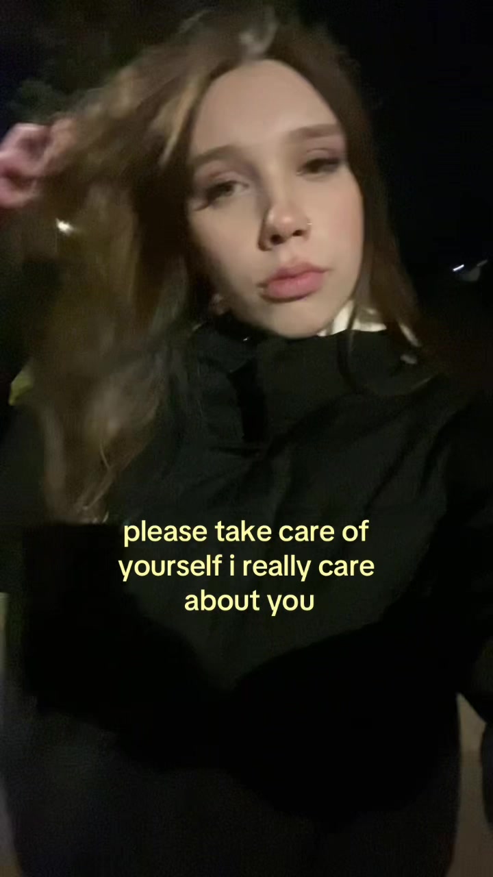 @annushka