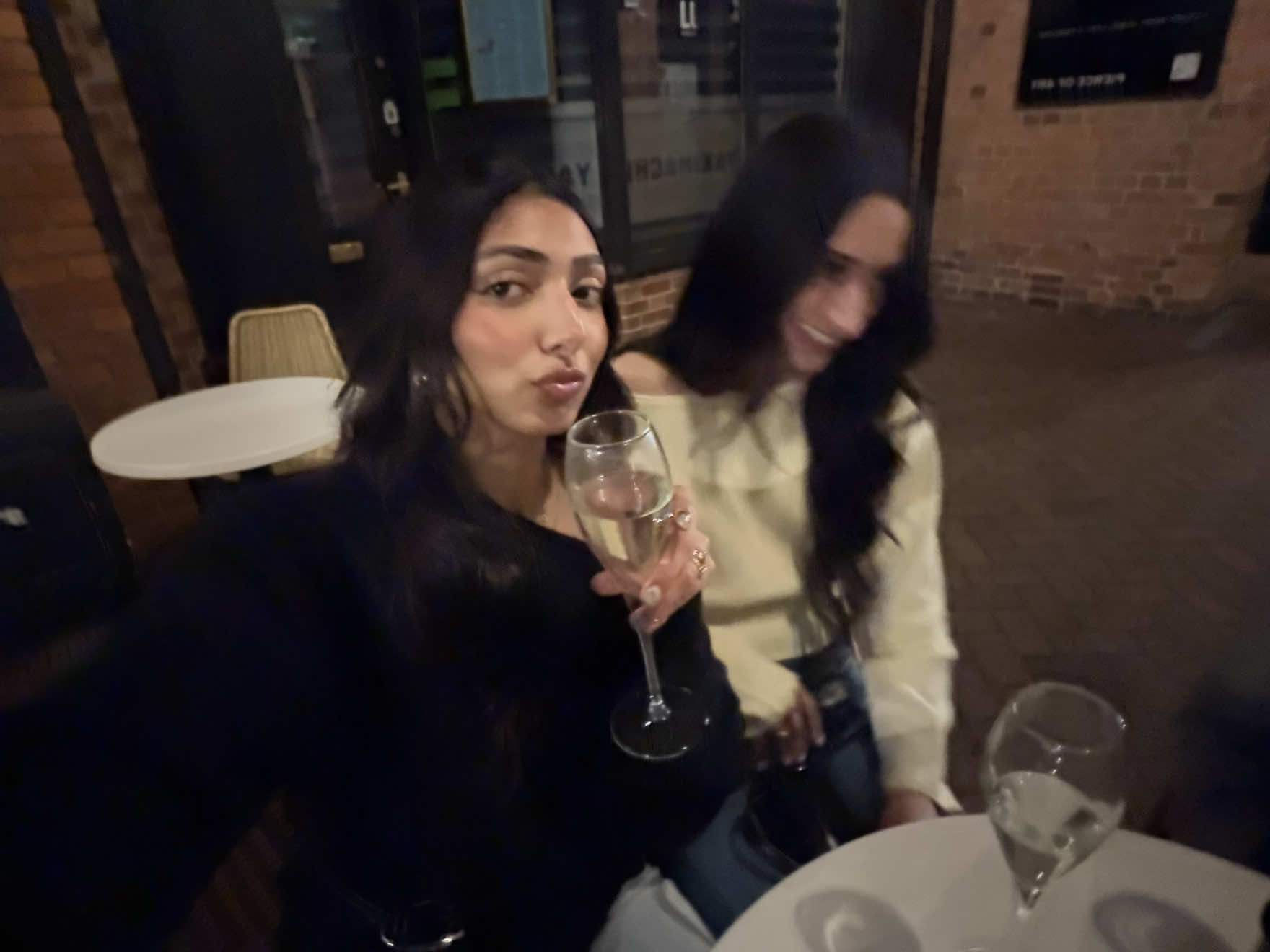 @sania