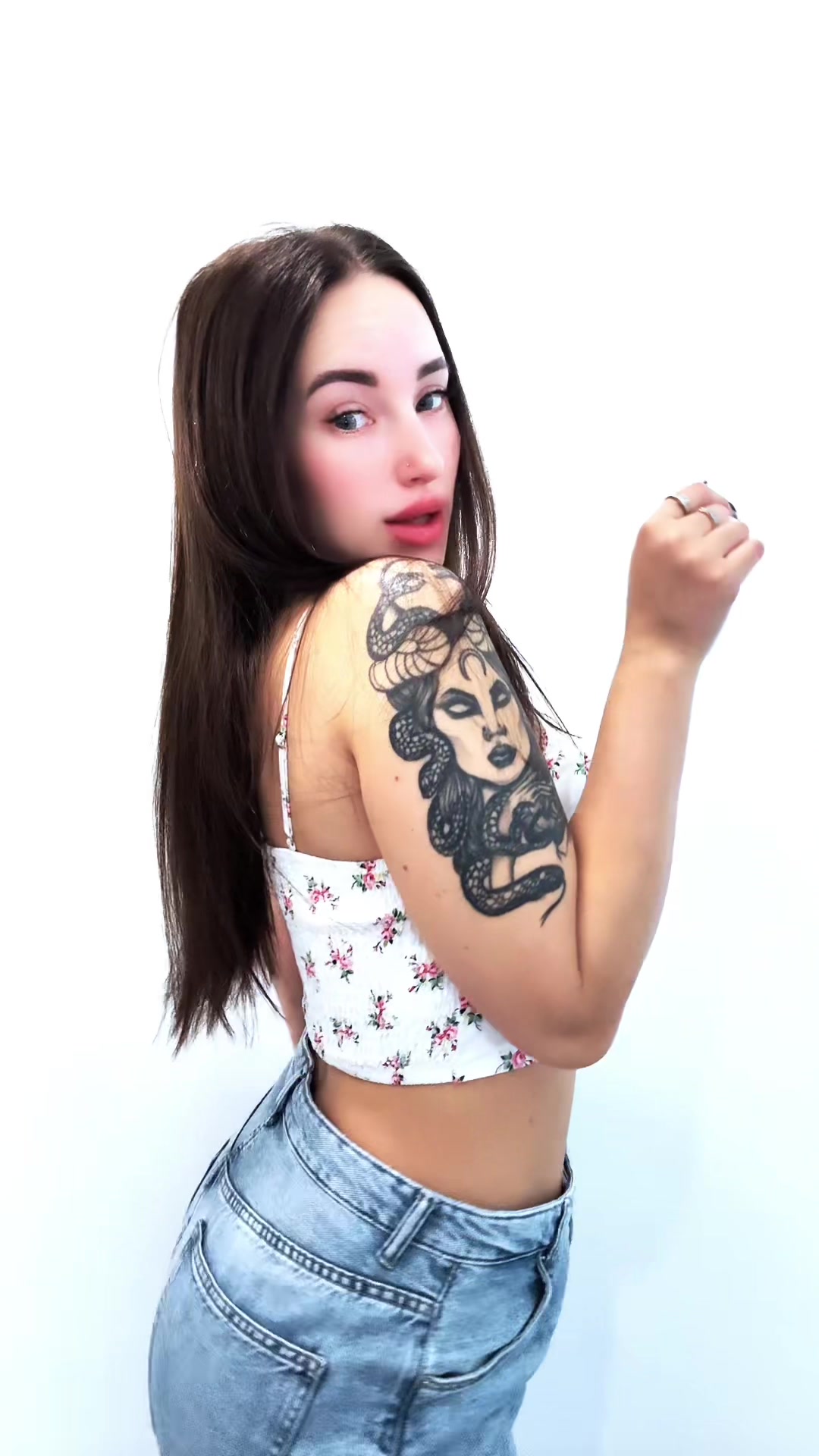 @Koroleva_instika43