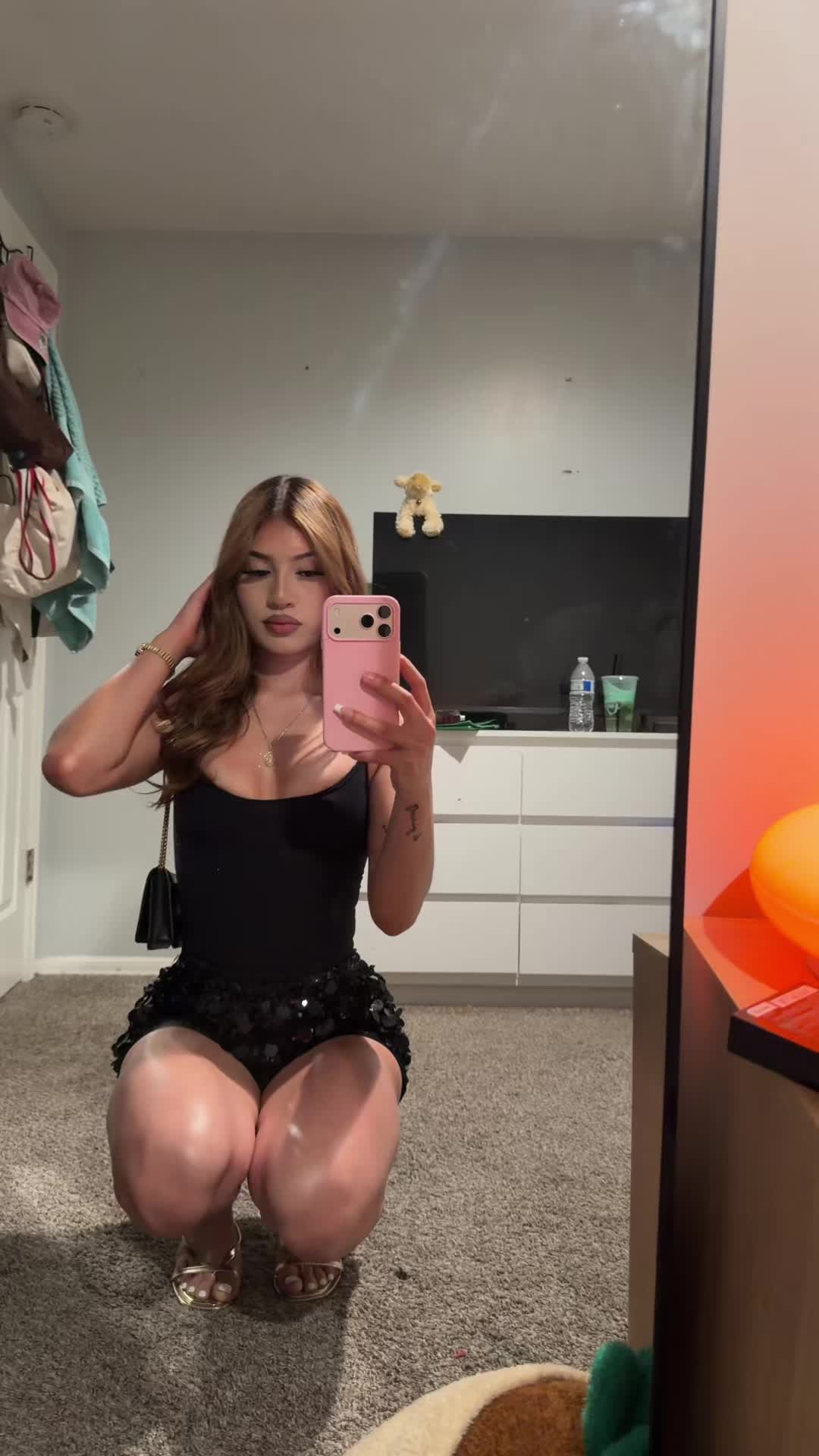 @𝐸