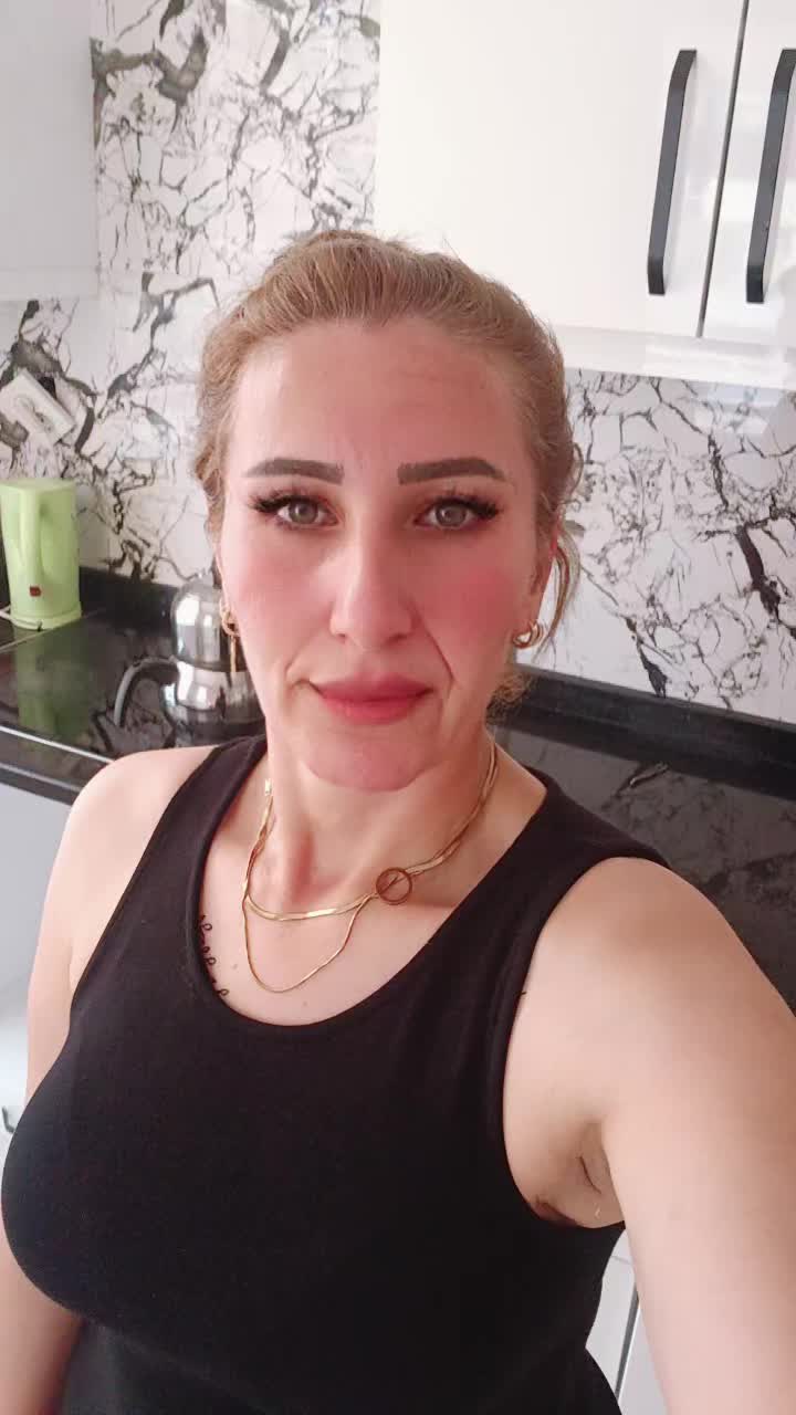 @emelııı