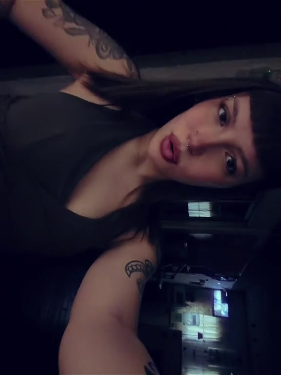 @Lizzzᥫ᭡