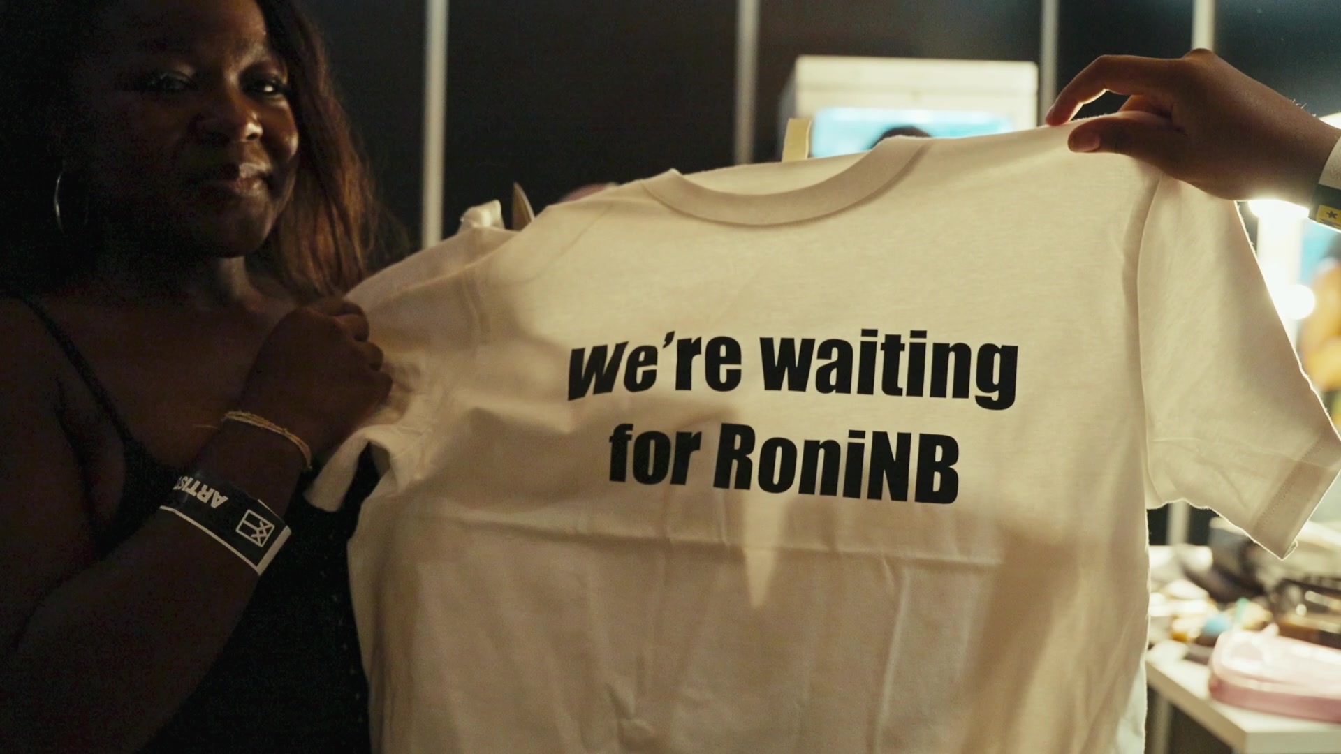 @Ronisia