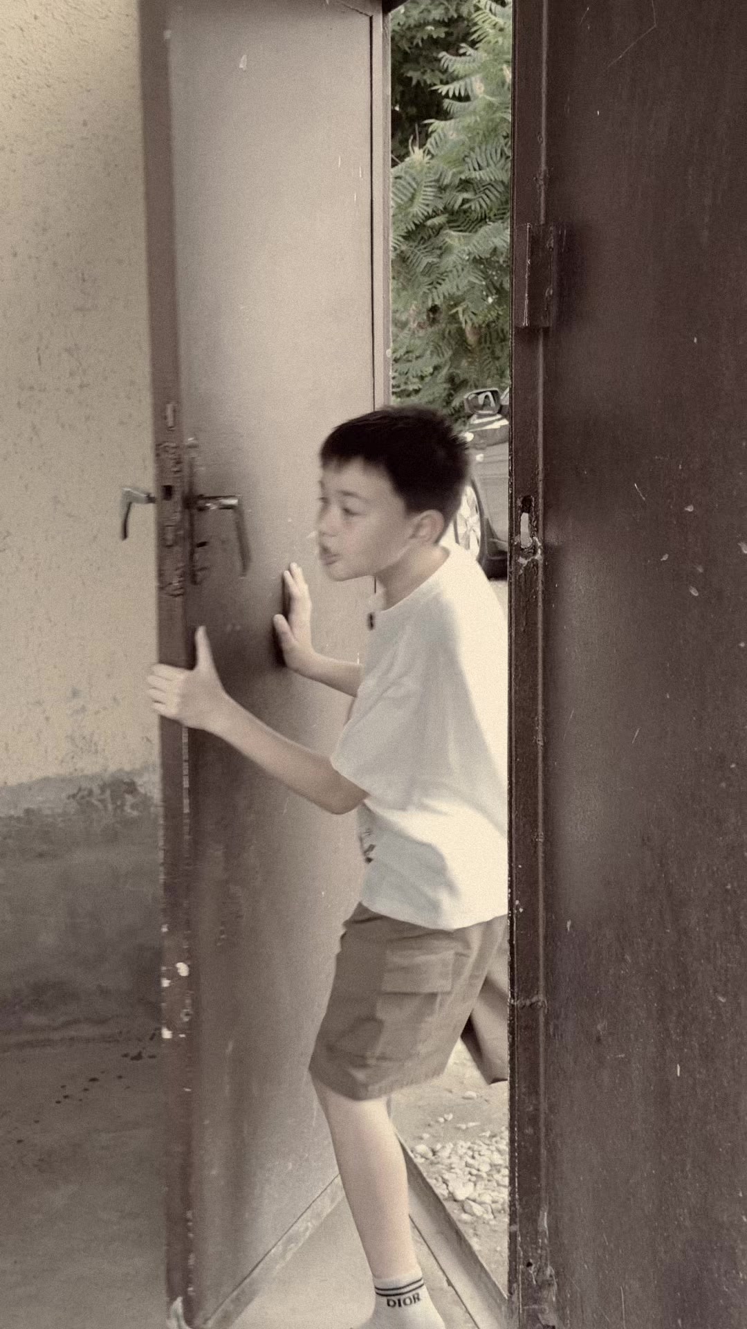 @RuSYAaAJOoON